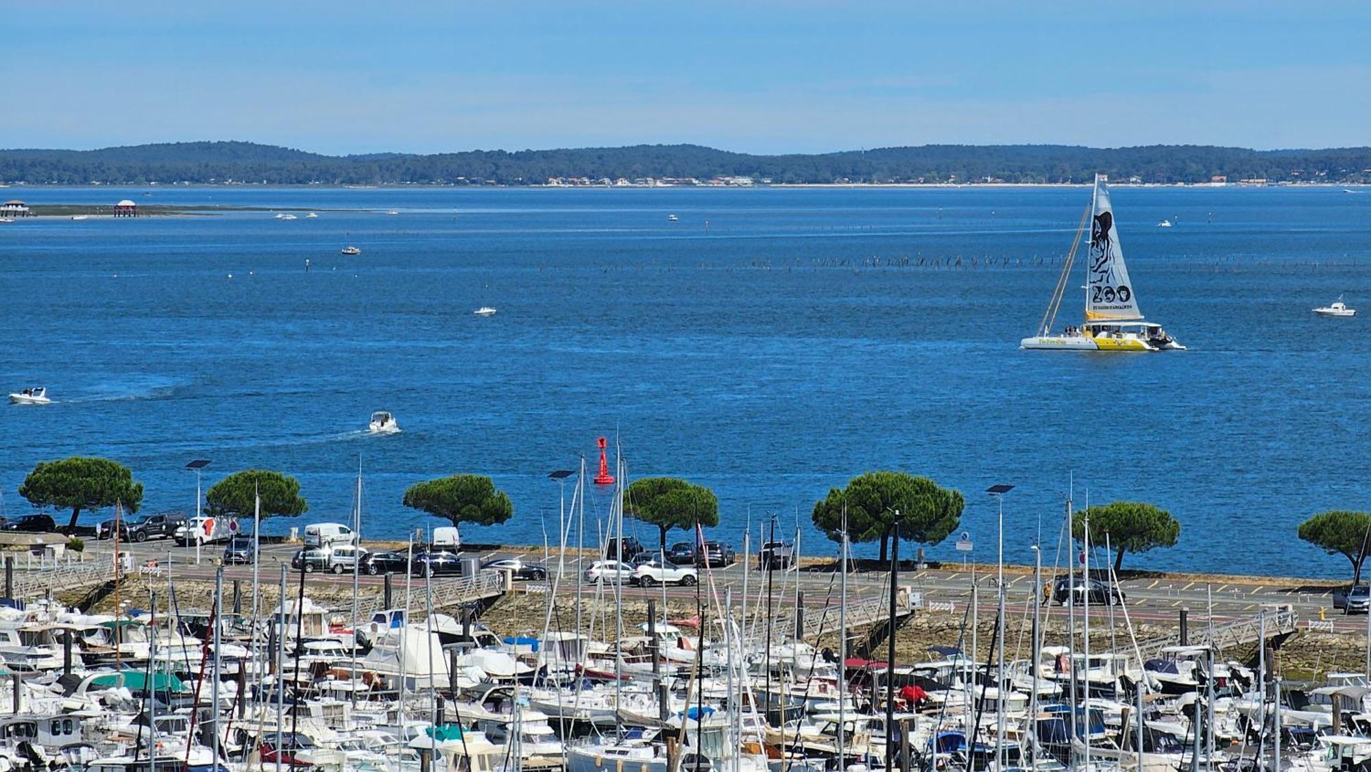 Vue Panoramique Sur Bassin,Piscine Et Terrasse Διαμέρισμα Αρασόν Εξωτερικό φωτογραφία